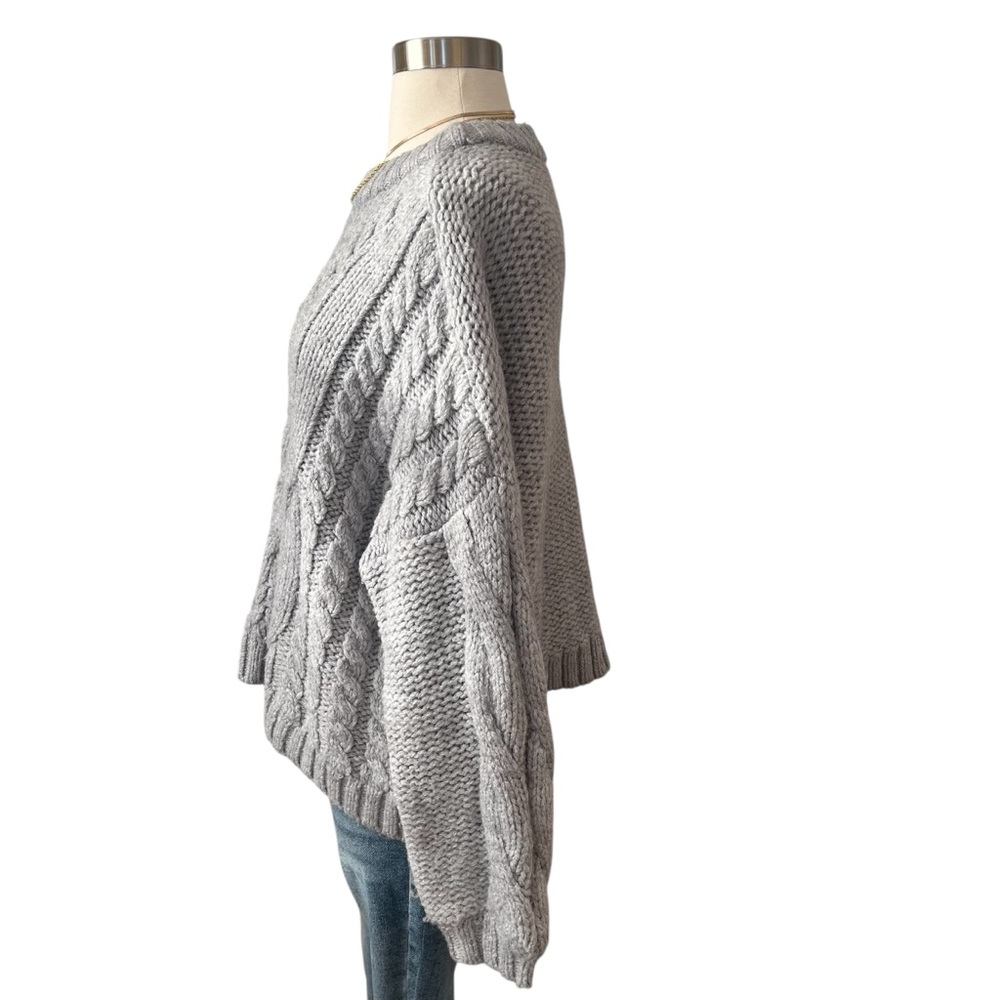 aerie gray cable knit crewneck sweater acrylic blend S - Picture 2 of 12